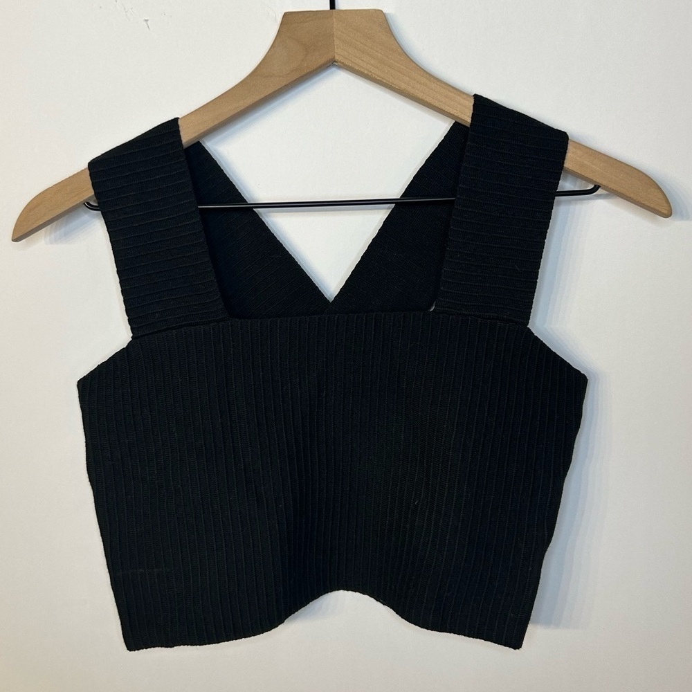 Altar’d State Black Ribbed Sleeveless Cropped Sweater, Size Medium